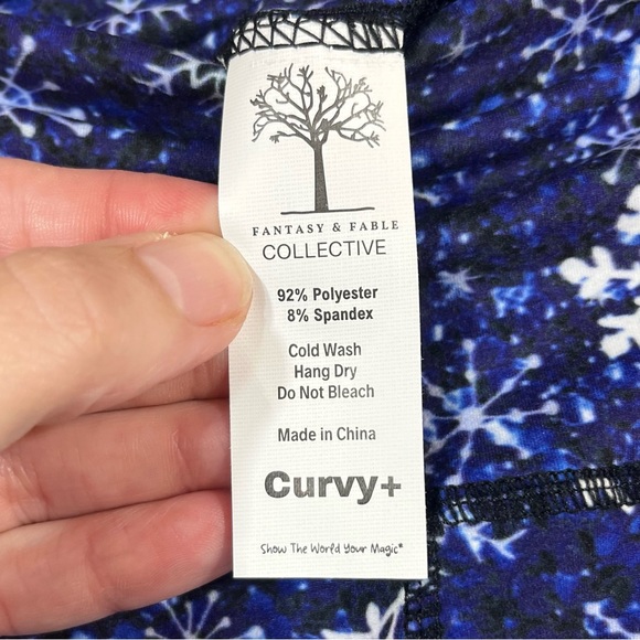 5XL Christmas T-shirt with Curvy+ Christmas leggings - Picture 12 of 14